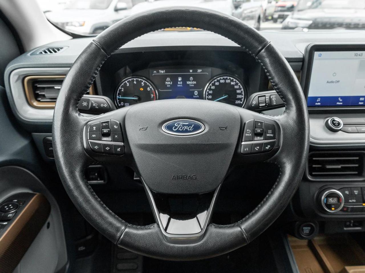 2022 Ford Maverick Lariat Photo