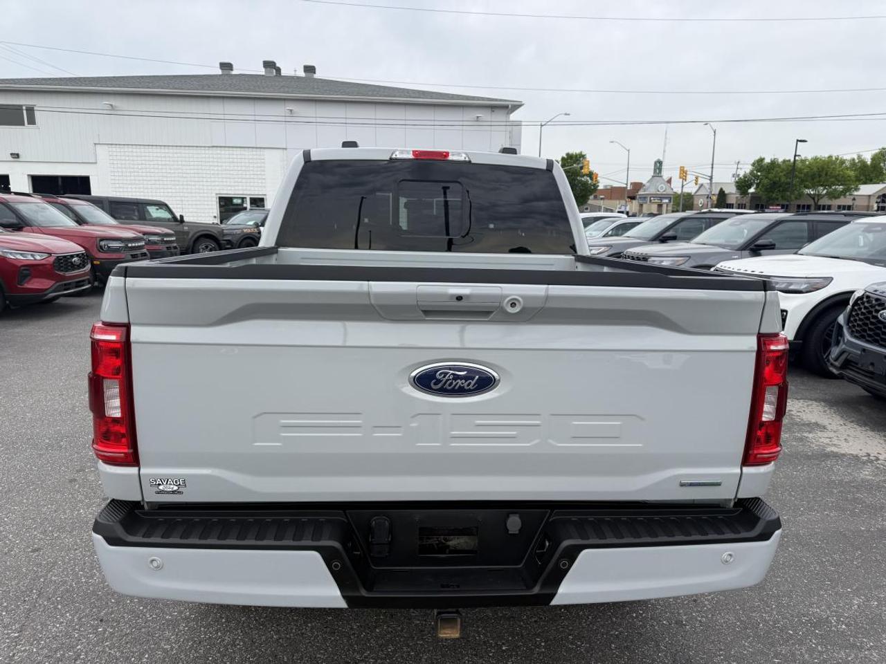 2023 Ford F-150 XLT 4WD SuperCrew 5.5' Box Photo3
