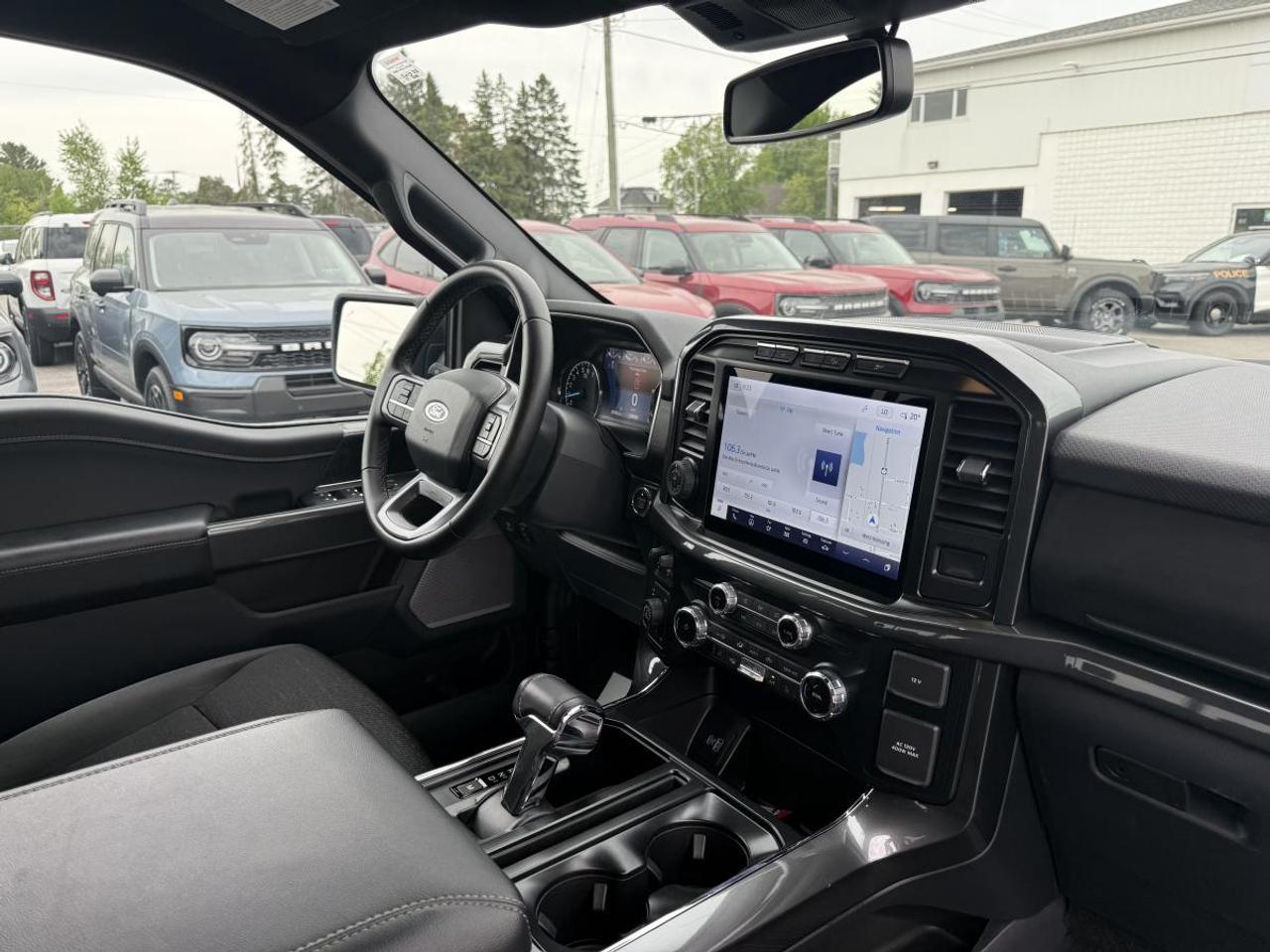 2023 Ford F-150 XLT 4WD SuperCrew 5.5' Box Photo