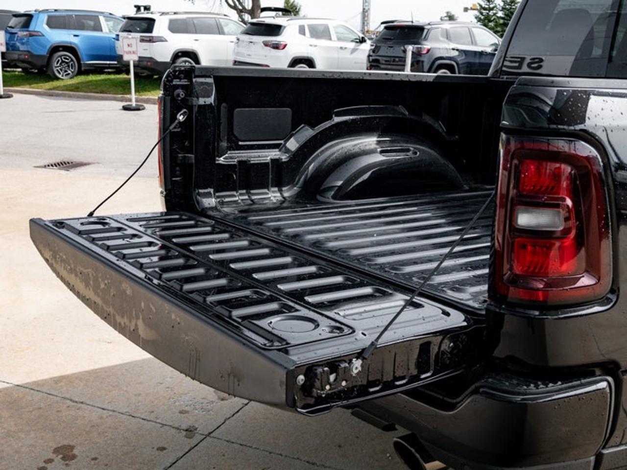 2026 RAM 1500 Express Photo