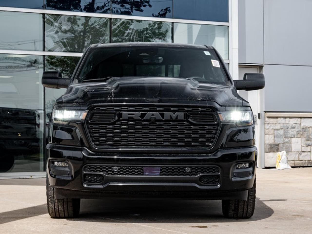 2026 RAM 1500 Express Photo