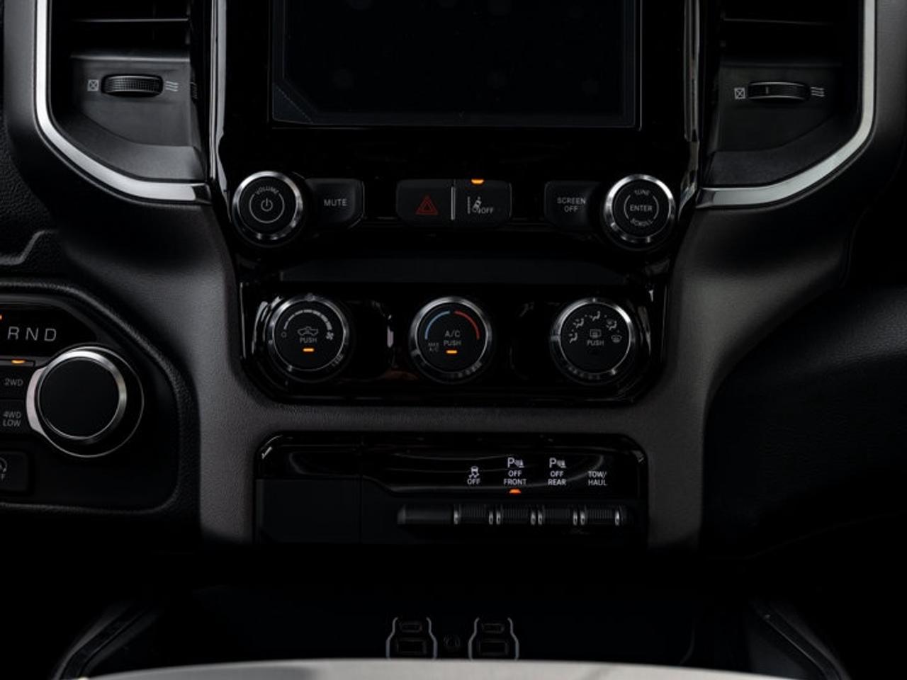 2026 RAM 1500 Express Photo