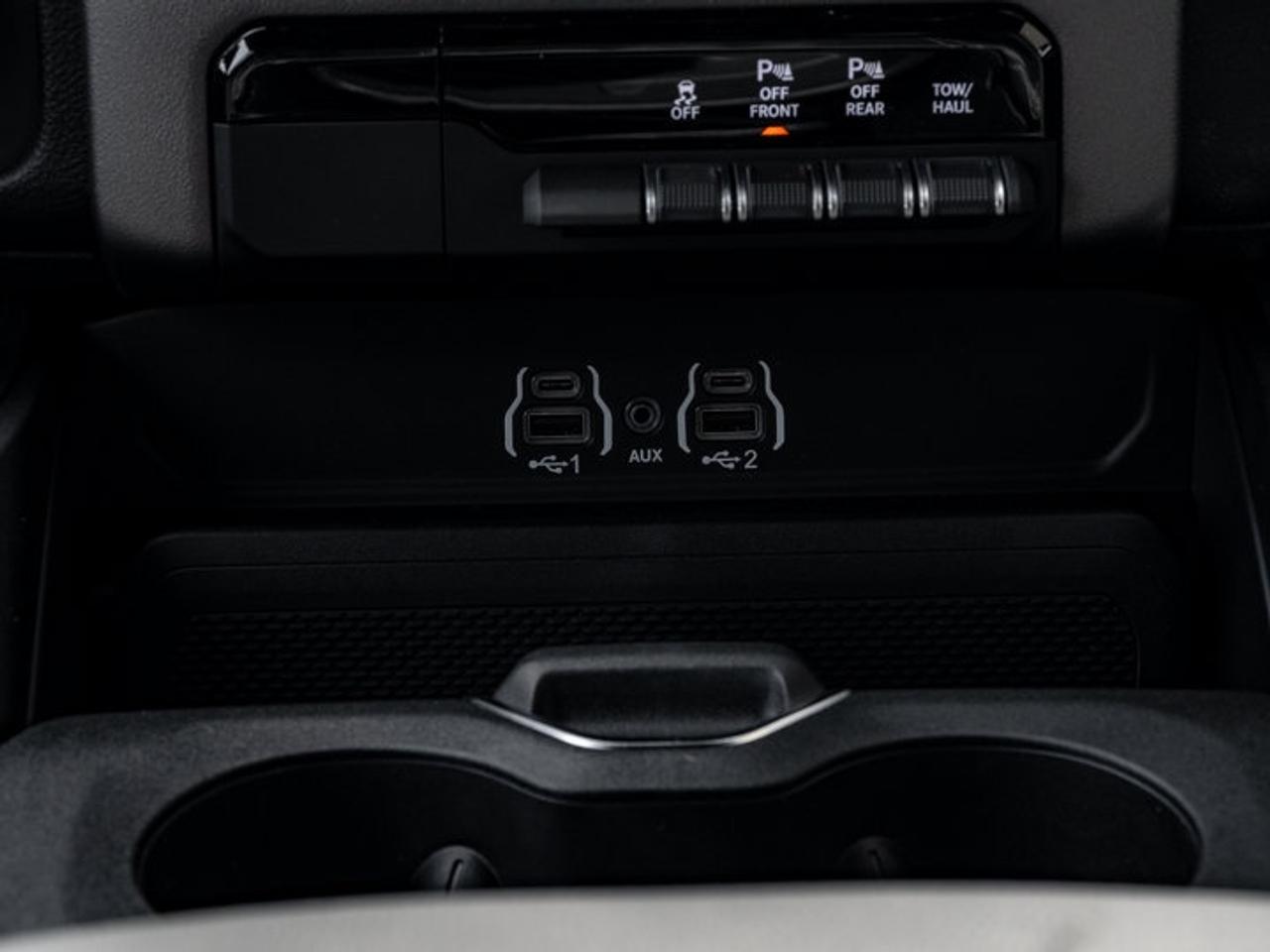 2026 RAM 1500 Express Photo