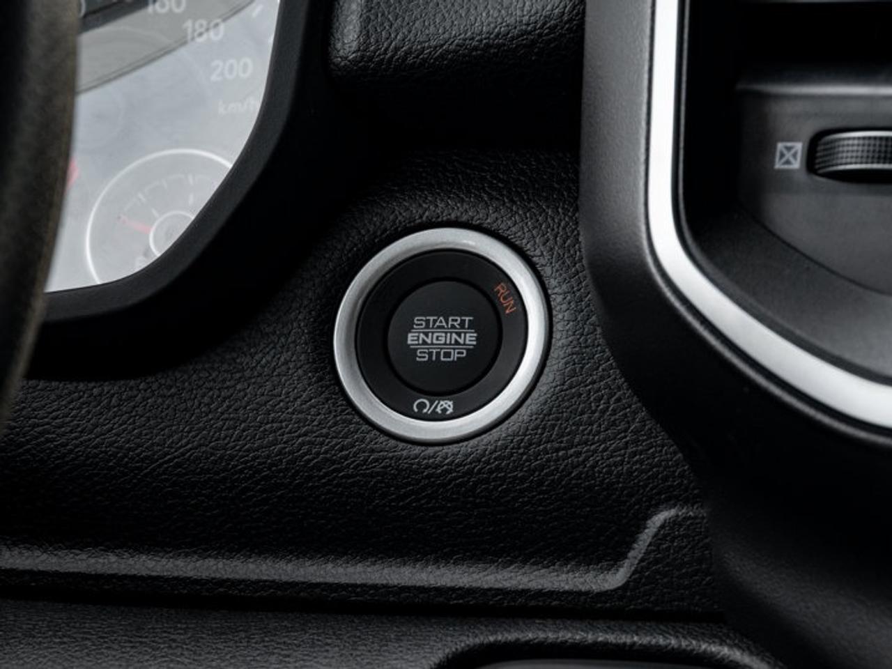2026 RAM 1500 Express Photo