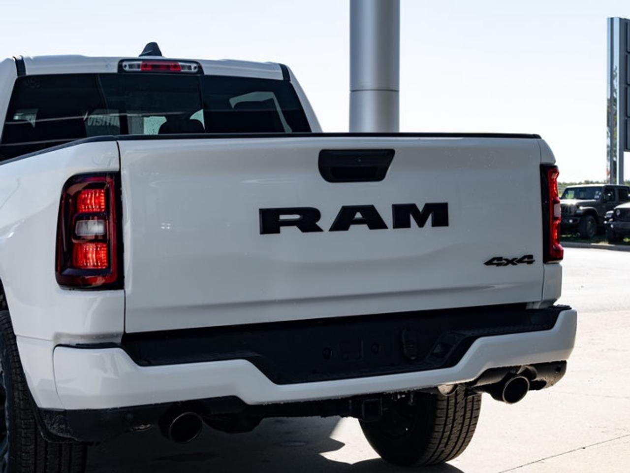 2026 RAM 1500 Express Photo