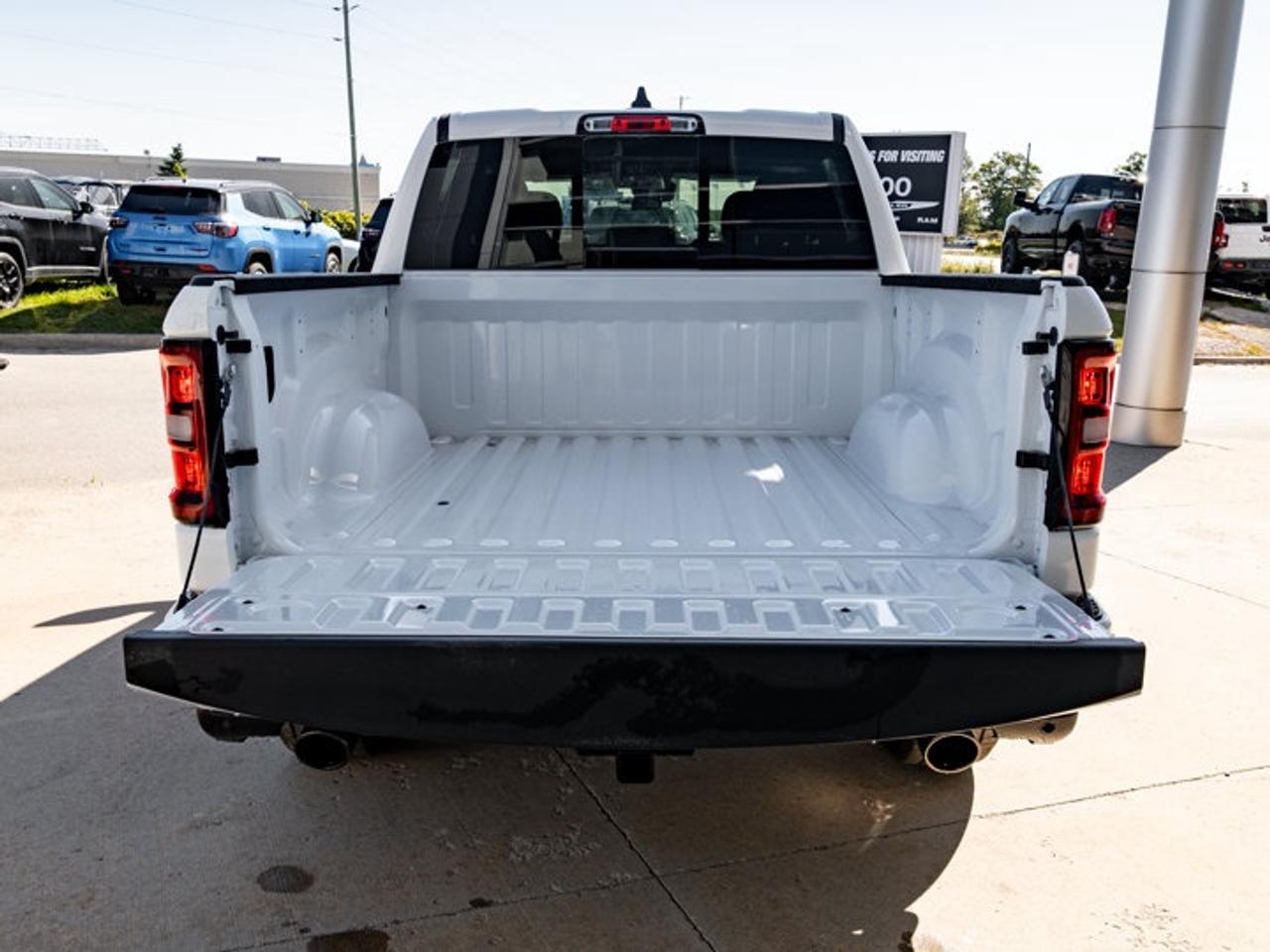 2026 RAM 1500 Express Photo