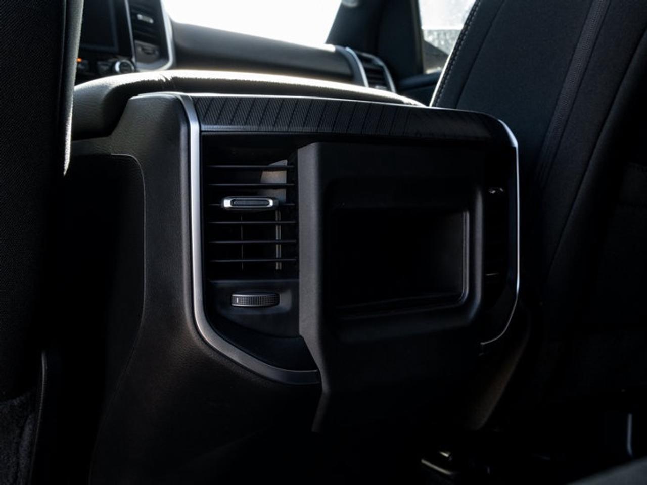 2026 RAM 1500 Express Photo