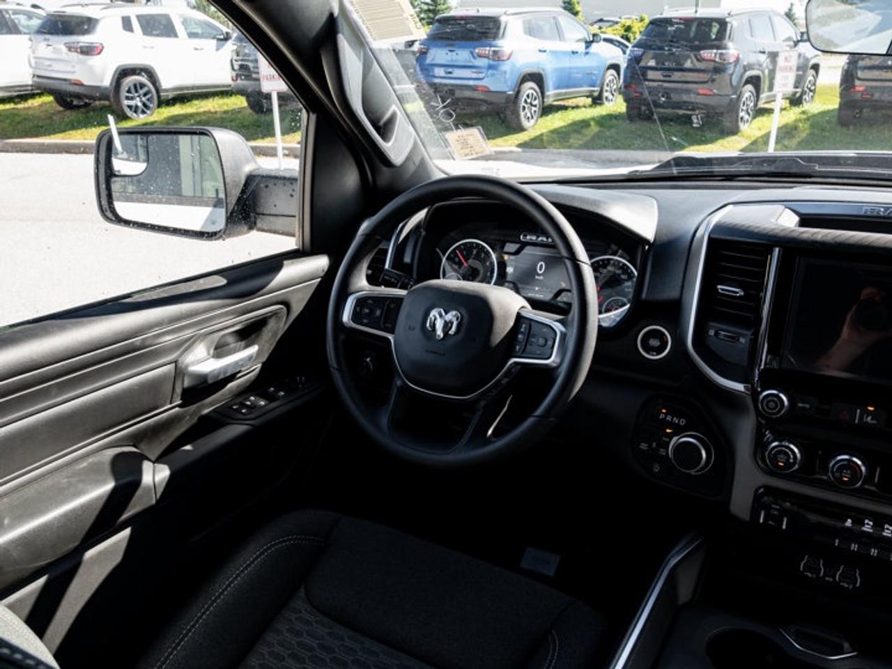 2026 RAM 1500 Express Photo
