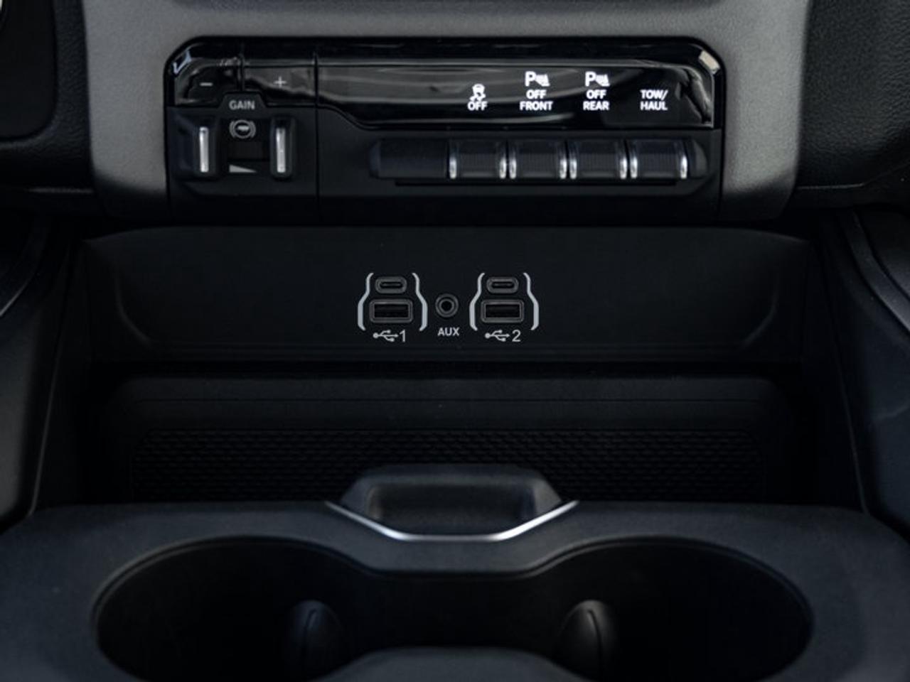 2026 RAM 1500 Express Photo