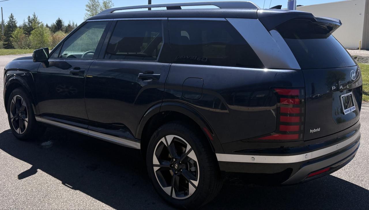 2026 Hyundai PALISADE LUXURY HEV 7 7 PASSENGERS Photo