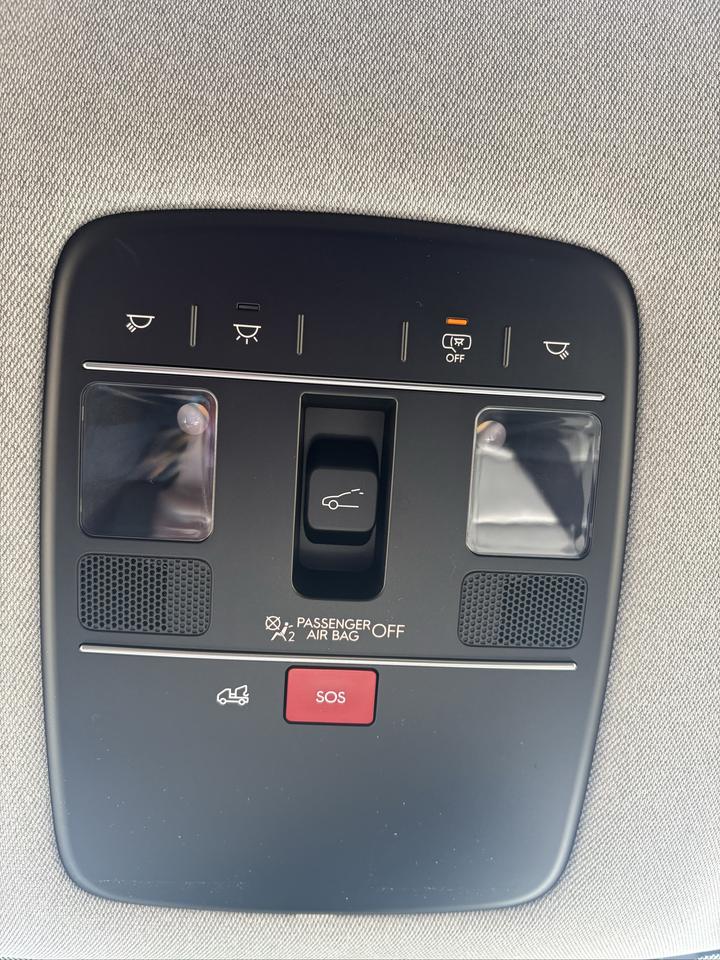 2026 Hyundai PALISADE LUXURY HEV 7 7 PASSENGERS Photo