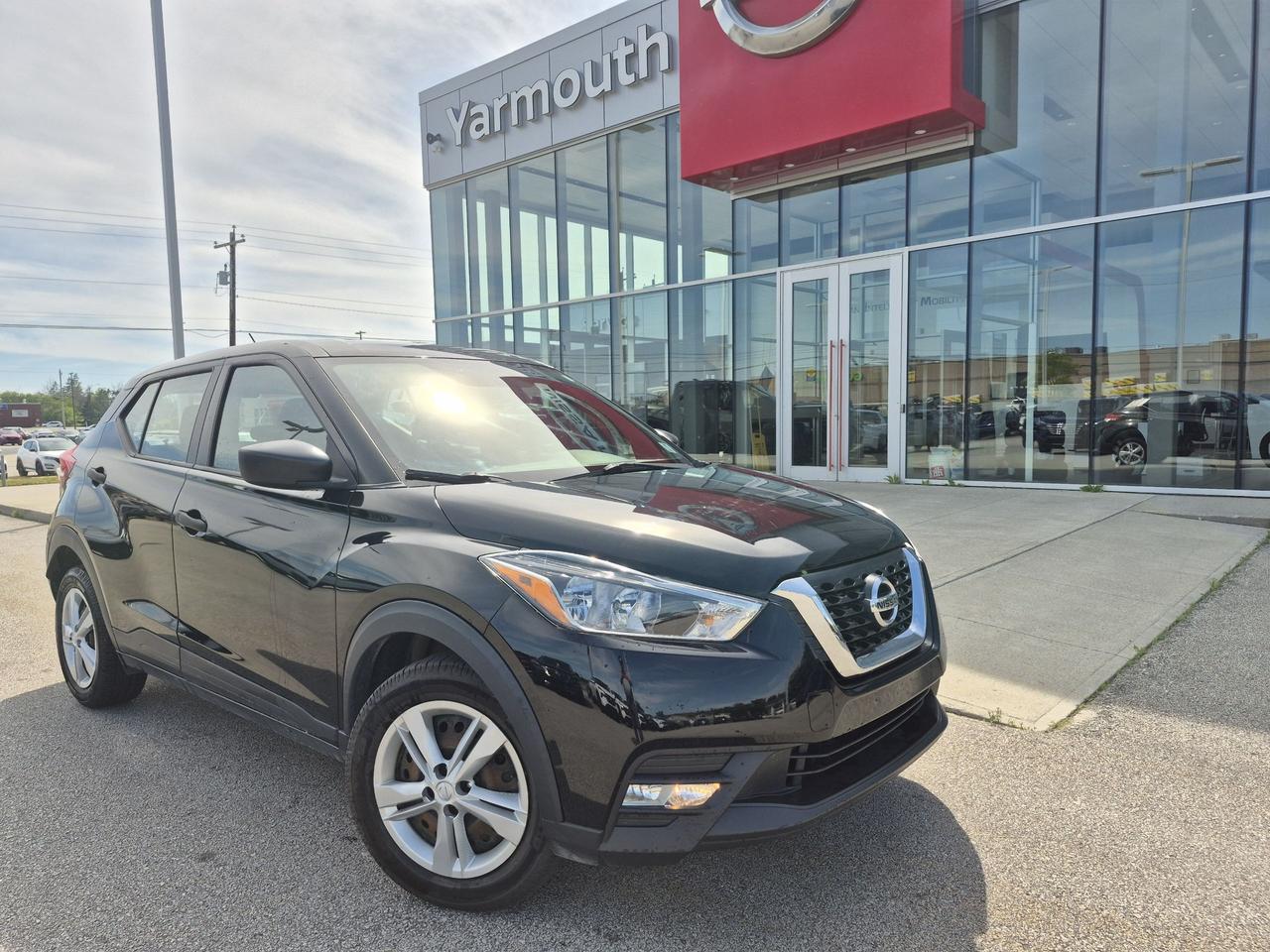 2019 Nissan Kicks S Photo