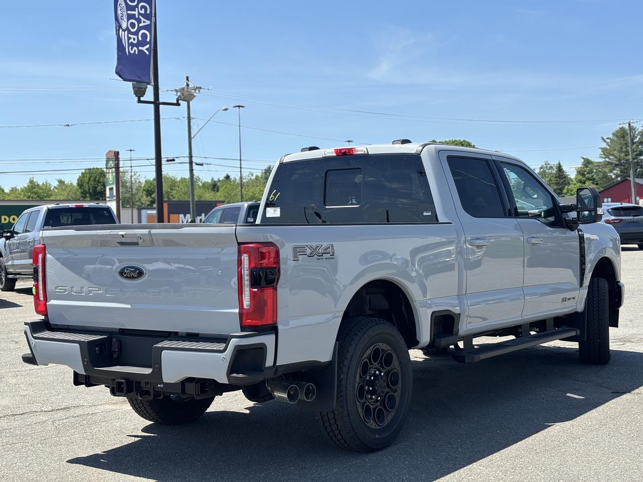 2026 Ford F-250 Super Duty SRW XLT 4WD CREW CAB 6.75' BOX Photo3