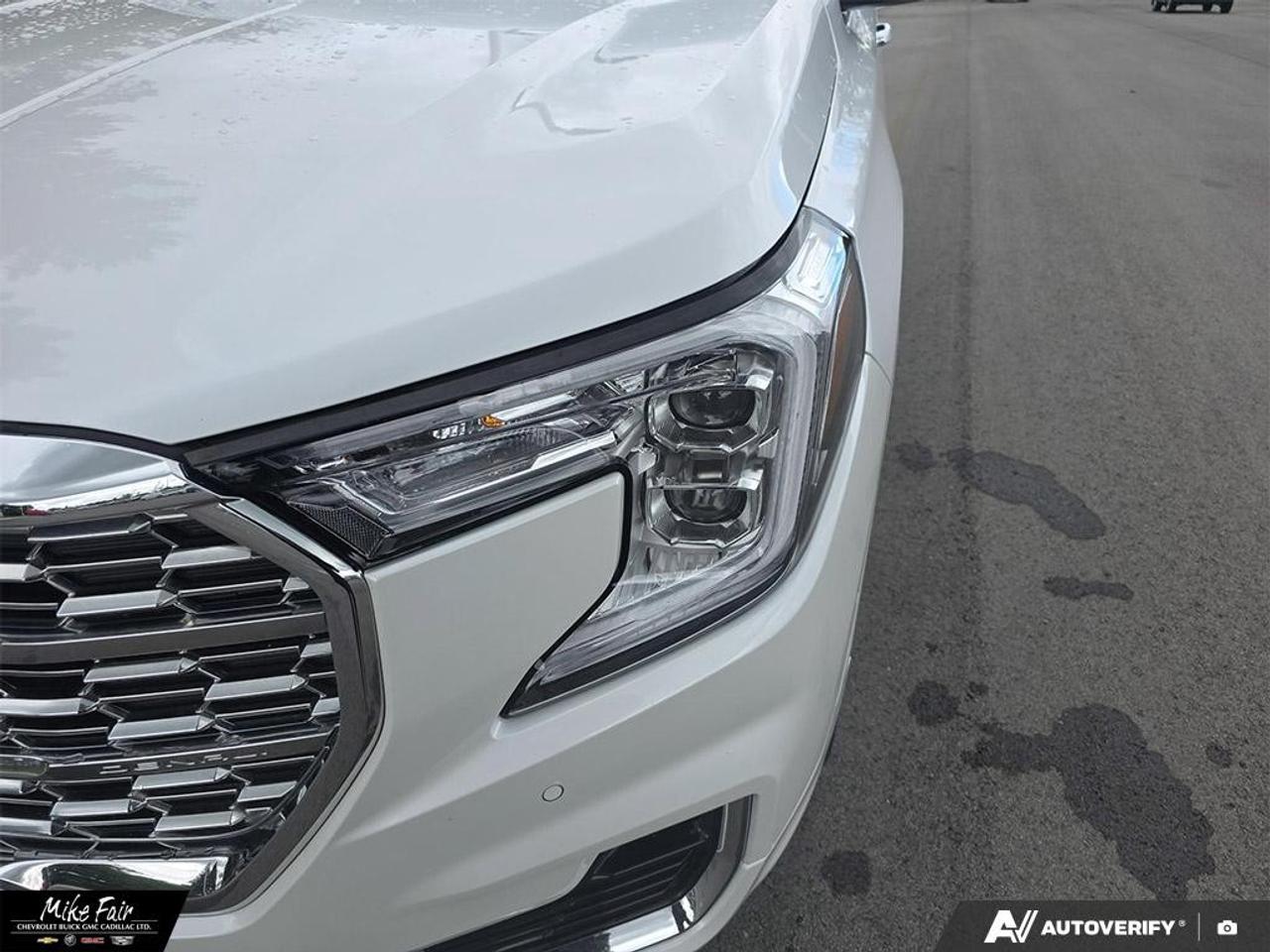 2024 GMC Terrain AWD Denali Photo