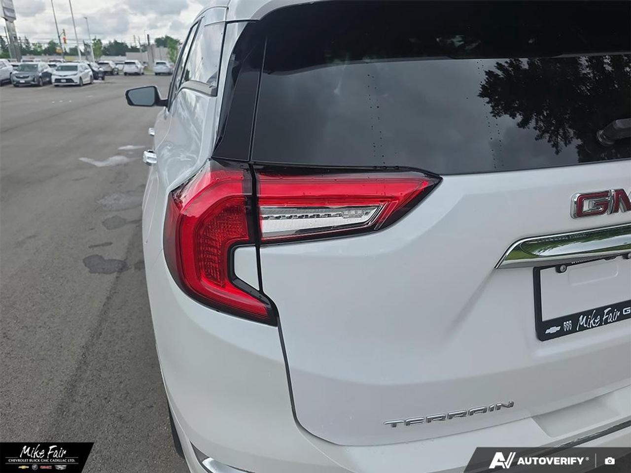 2024 GMC Terrain AWD Denali Photo