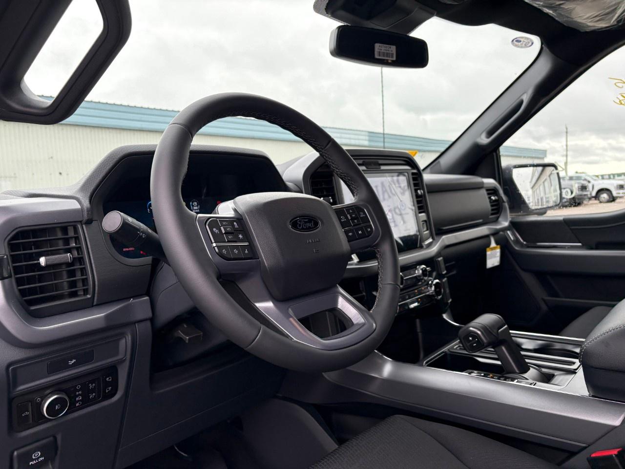 2026 Ford F-150 XLT 4WD SuperCrew 5.5' Box Photo