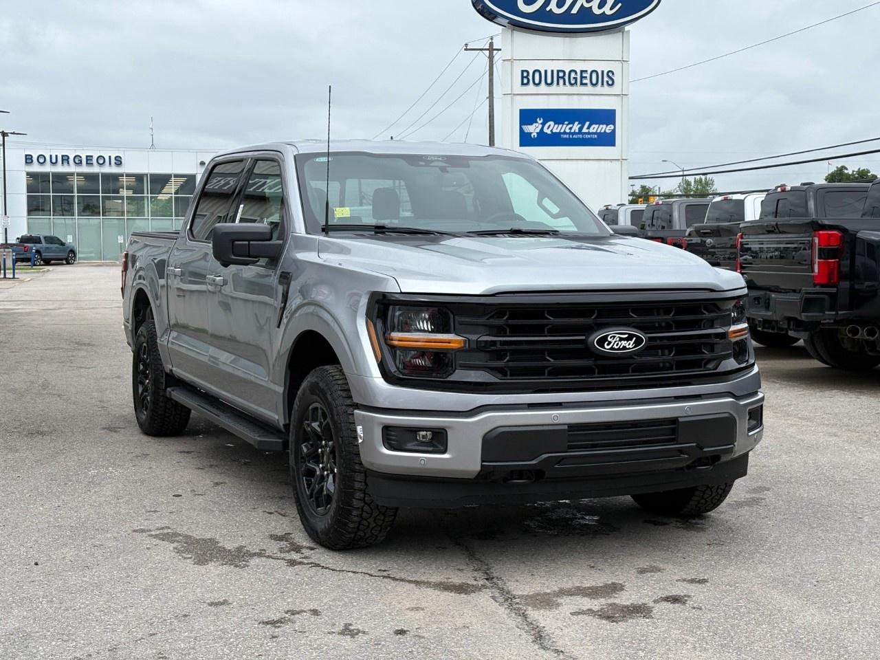 2026 Ford F-150 XLT 4WD SuperCrew 5.5' Box Photo3