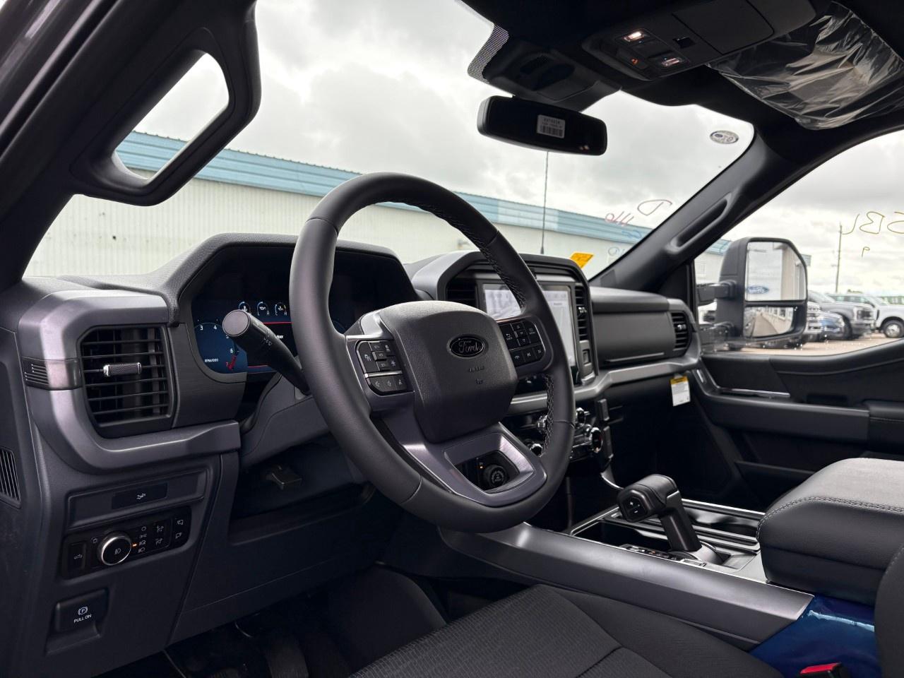 2026 Ford F-150 XLT 4WD SuperCrew 6.5' Box Photo