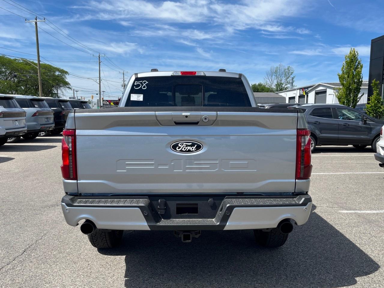2026 Ford F-150 XLT 4WD SuperCrew 5.5' Box Photo3