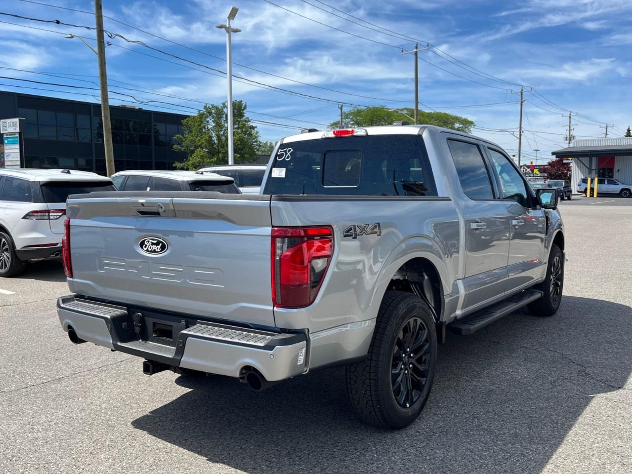 2026 Ford F-150 XLT 4WD SuperCrew 5.5' Box Photo4