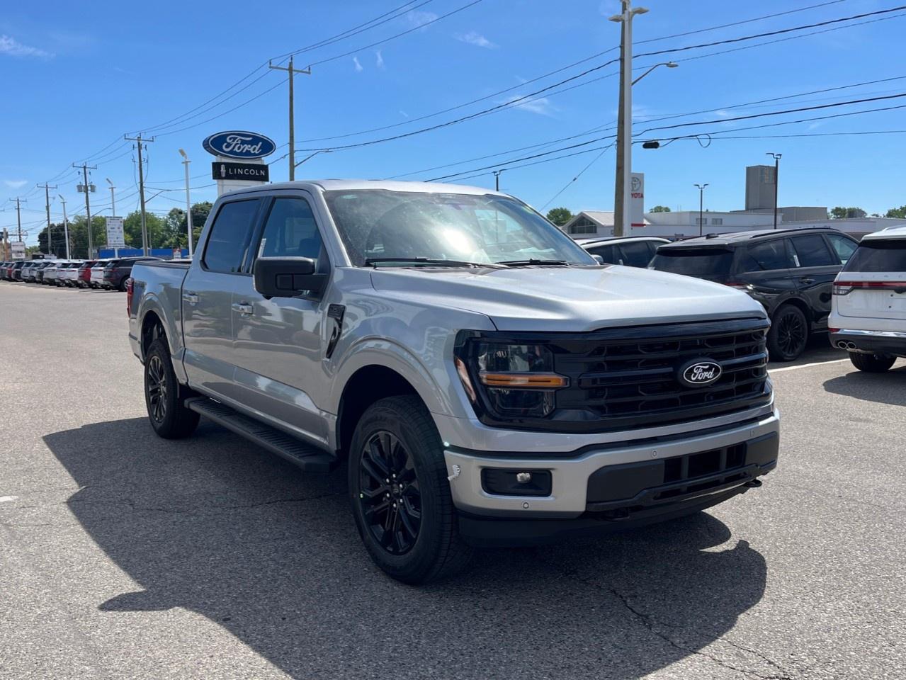 2026 Ford F-150 XLT 4WD SuperCrew 5.5' Box Photo