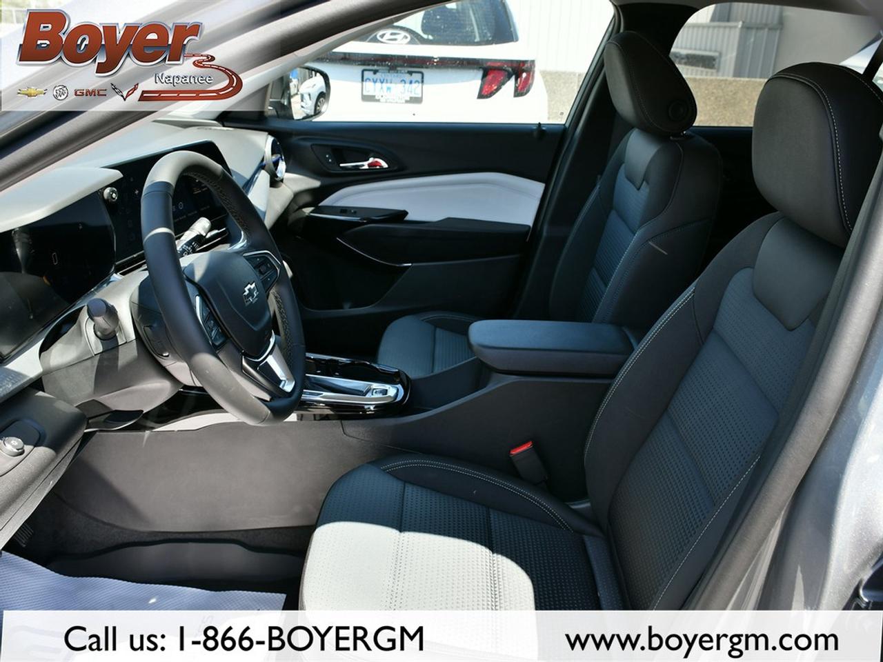 2026 Chevrolet Trax Fwd 4dr Lt Photo