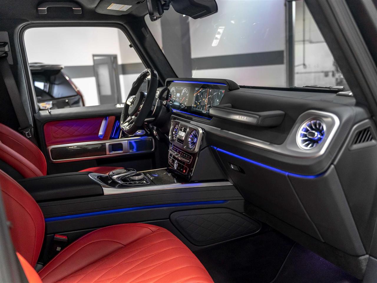 2024 Mercedes-Benz G500 AMG G 63 4x4 Squared|Exclusive Interior Package|AMG Carbon Fiber Interior Package Photo