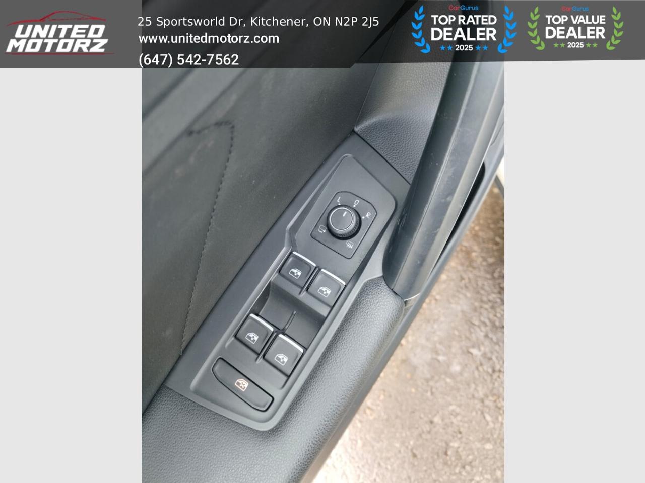 2018 Volkswagen Tiguan HIGHLINE~SAFETY CERTIFIED~ NO ACCIDENTS~ 22 SERVIC Photo