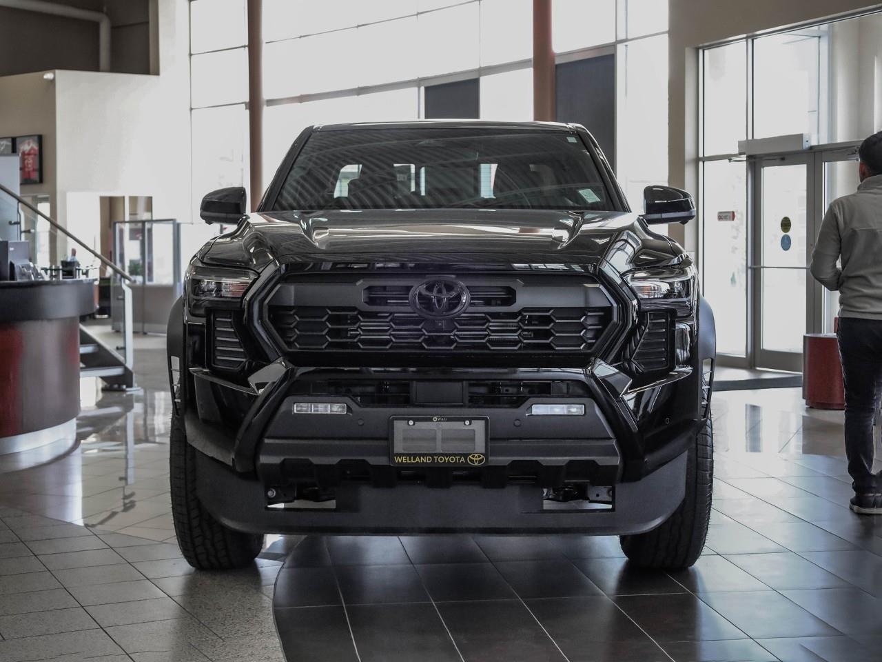 2026 Toyota TACOMA HYBRID  Photo2
