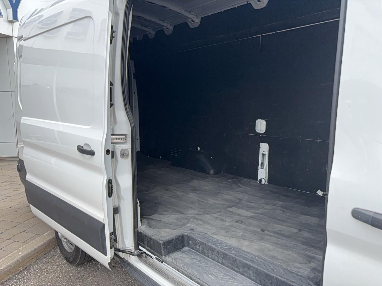 2025 Ford Transit EXT LENGTH! HIGH ROOF, AWD,  REAR CAMERA! Photo