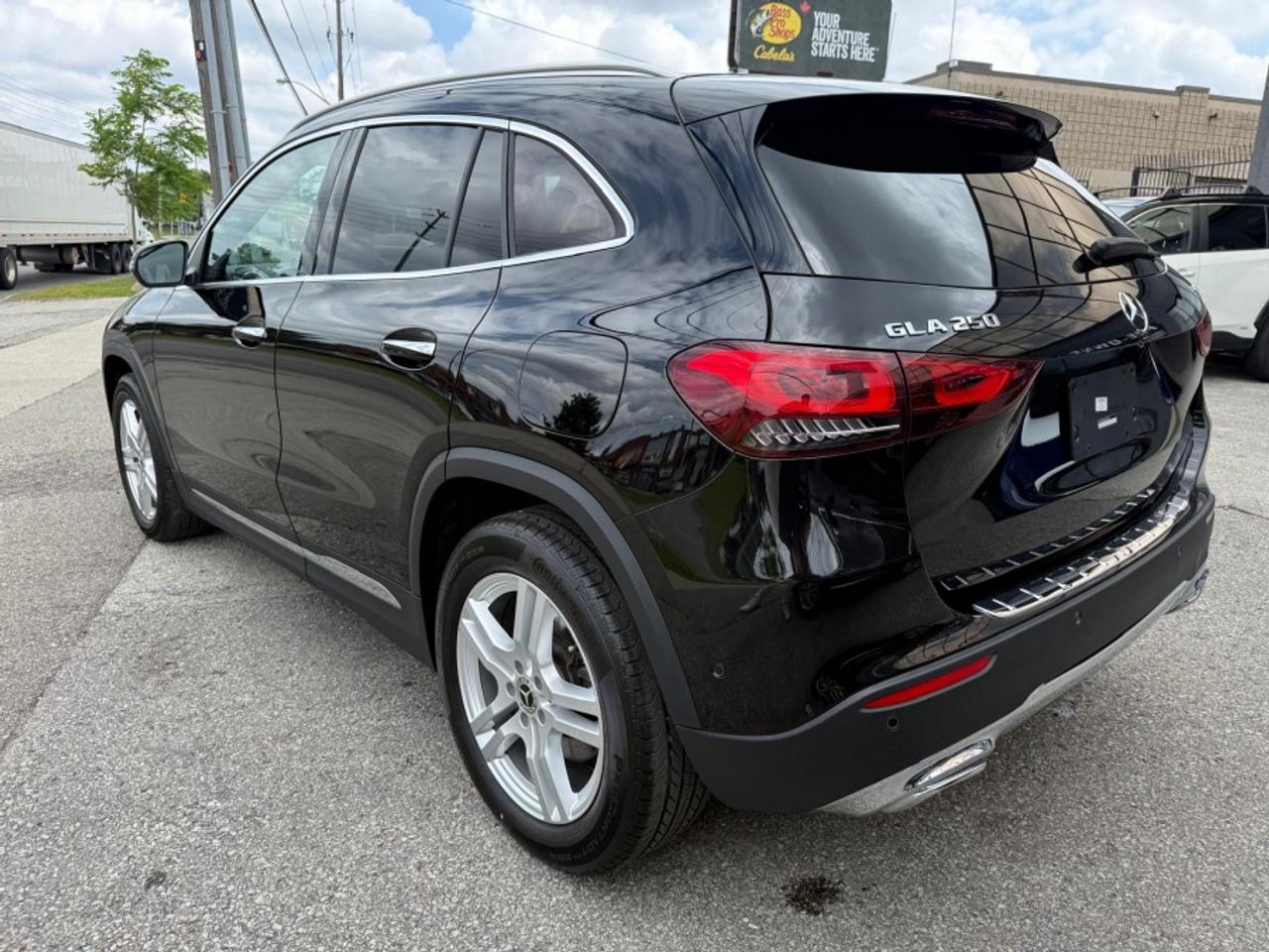 2022 Mercedes-Benz GLA GLA 250 4MATIC/ LEATHER /SUNROOF /NAVI/ CARPLAY - Photo #7