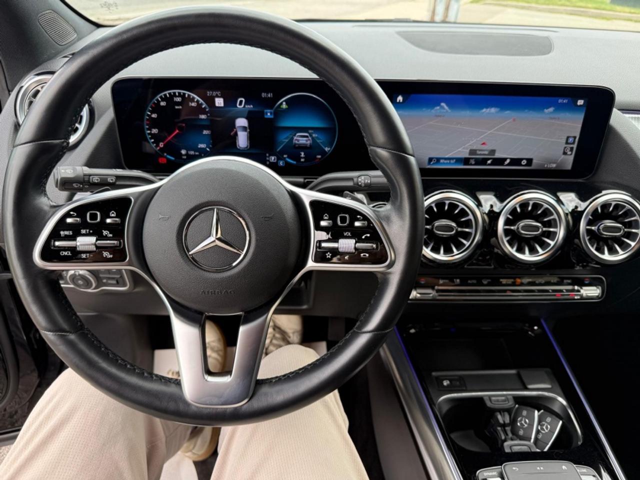 2022 Mercedes-Benz GLA GLA 250 4MATIC/ LEATHER /SUNROOF /NAVI/ CARPLAY - Photo #12