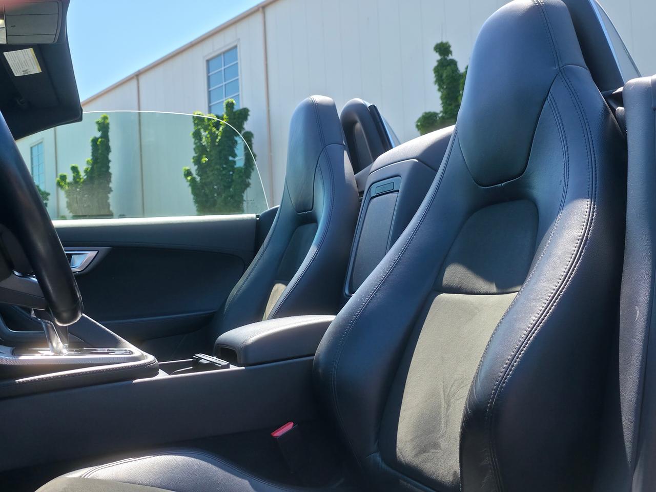 2016 Jaguar F-Type Convertible **CLEAN CARFAX REPORT** Photo