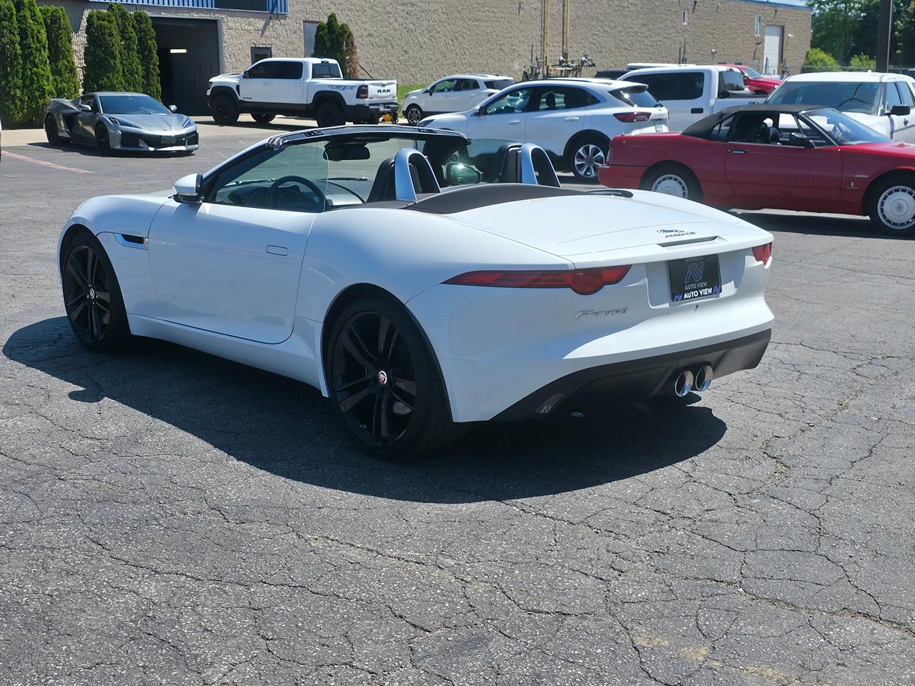 2016 Jaguar F-Type Convertible **CLEAN CARFAX REPORT** Photo