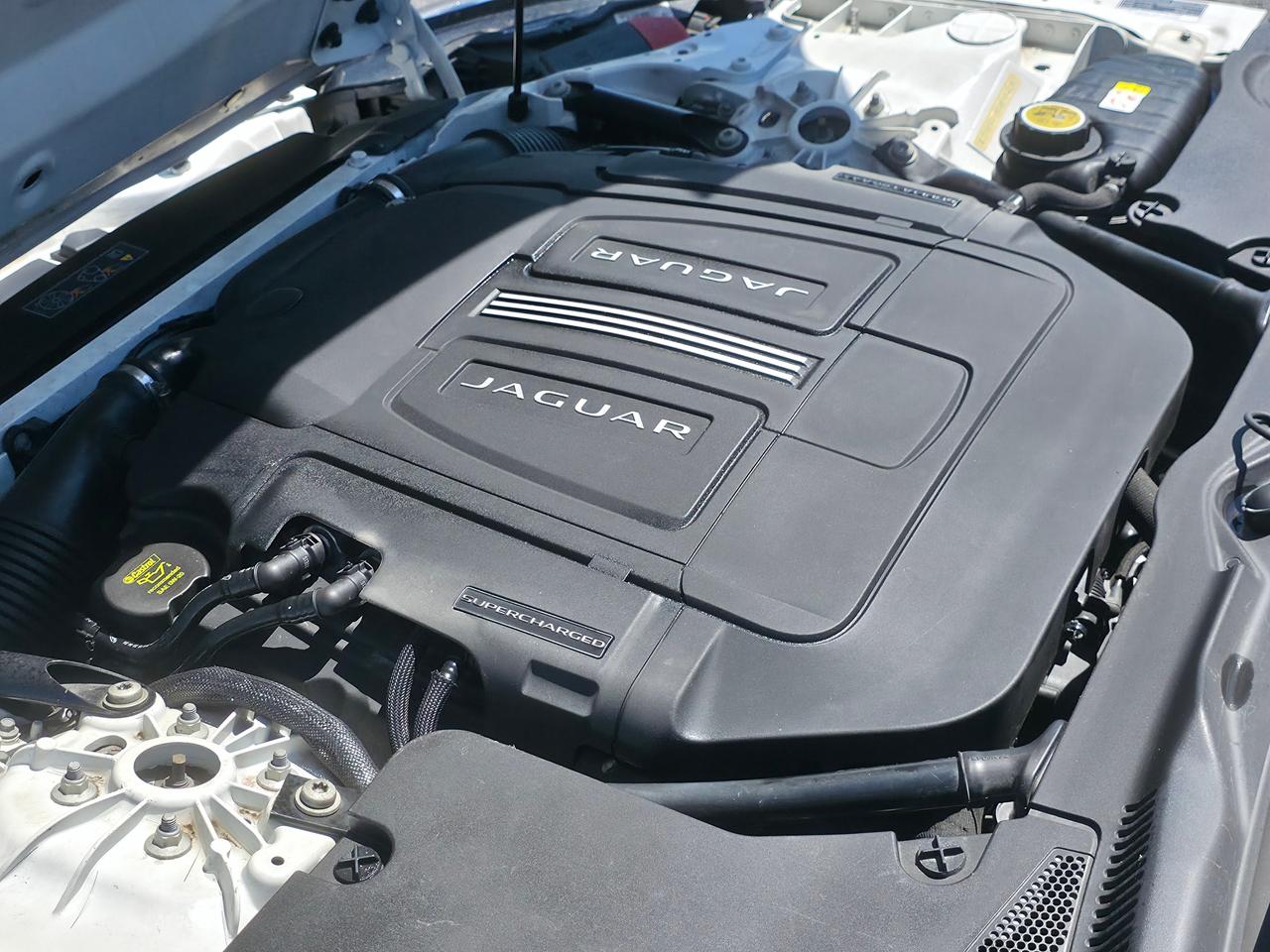 2016 Jaguar F-Type Convertible **CLEAN CARFAX REPORT** Photo