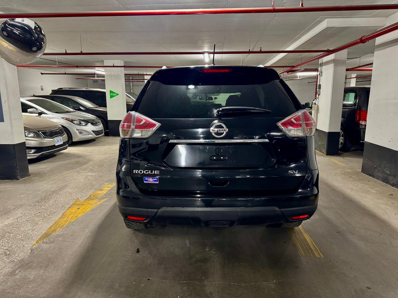 2016 Nissan Rogue SV Photo