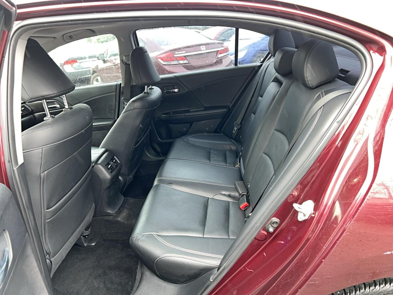 2015 Honda Accord Touring Photo
