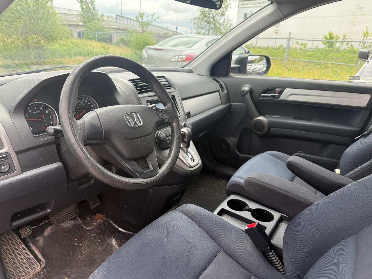 2010 Honda CR-V LX / AUTO / AC / YOU SAFETY YOU SAVE Photo