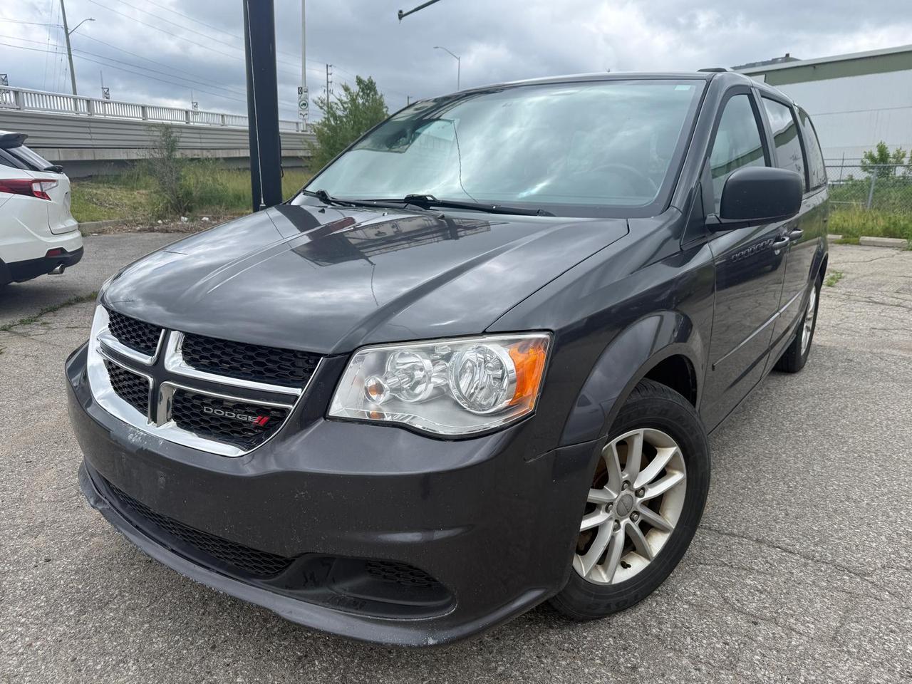 <p>YOU SAFETY YOU SAVE *** SXT *** AUTO *** STOW AND GO *** ONLY 186784KM</p><p>*** NO HIDDEN FEES *** WORTH THE DRIVE TO CAMBRIDGE ****</p><p>WE DO NOT KNOW WHAT IT NEEDS FOR SAFETY&nbsp;</p><p>WE WILL NOT SAFETY THE VEHICLE&nbsp;<br><br>HOURS : MONDAY TO THURSDAY 11 AM TO 7 PM FRIDAY 11 AM TO 6 PM SATURDAY 10 AM TO 5 PM<br><br><br>ADDRESS : 6 JAFFRAY ST CAMBRIDGE ONTARIO</p><p>&nbsp;</p>