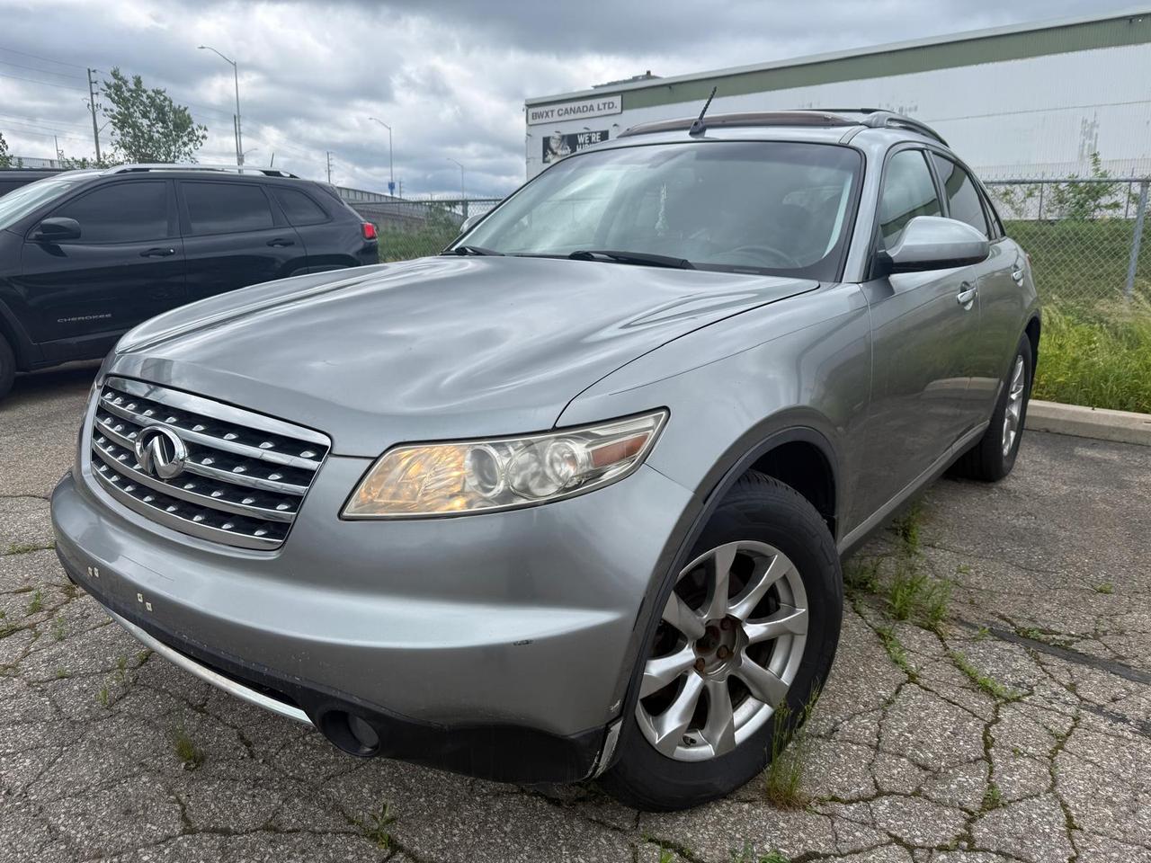 2008 Infiniti FX35 BASE / AUTO / LEATHER / YOU SAFETY YOU SAVE Photo
