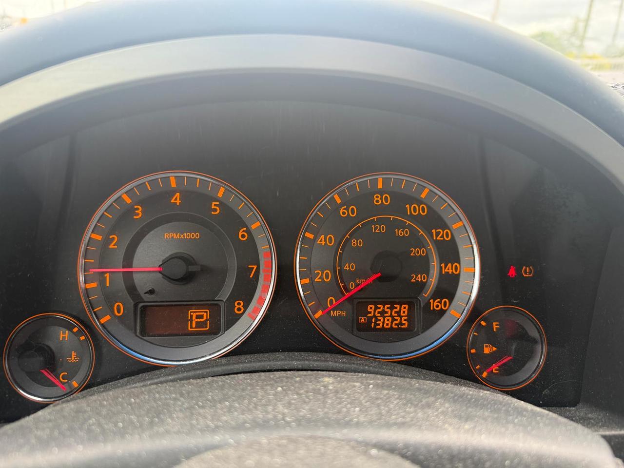 2008 Infiniti FX35 BASE / AUTO / LEATHER / YOU SAFETY YOU SAVE Photo