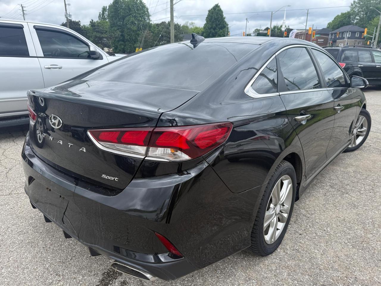 2019 Hyundai Sonata ESSENTIAL / AUTO / AC / YOU SAFETY YOU SAVE Photo