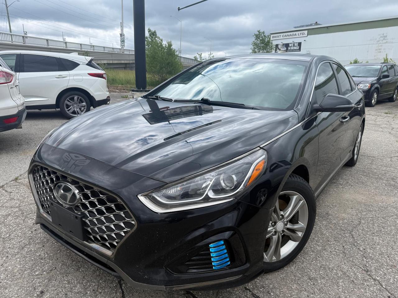 2019 Hyundai Sonata ESSENTIAL / AUTO / AC / YOU SAFETY YOU SAVE Photo0
