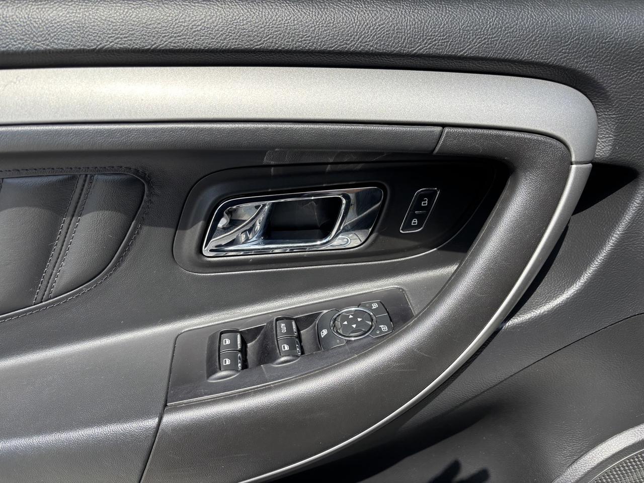 2015 Ford Taurus SEL ~WELL MAINTAINED~ACCIDENT FREE~ Photo