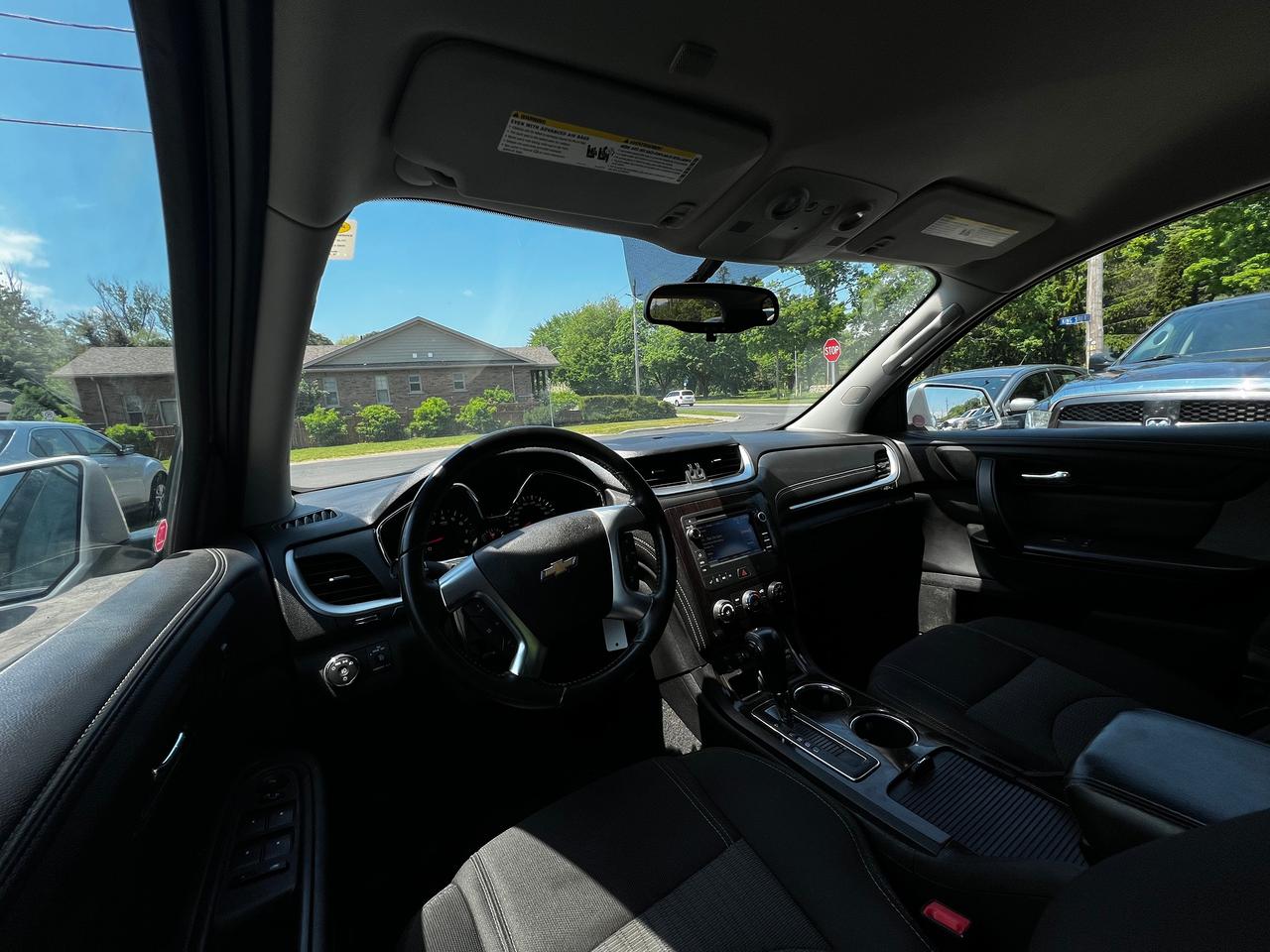 2015 Chevrolet Traverse LT - Photo #13