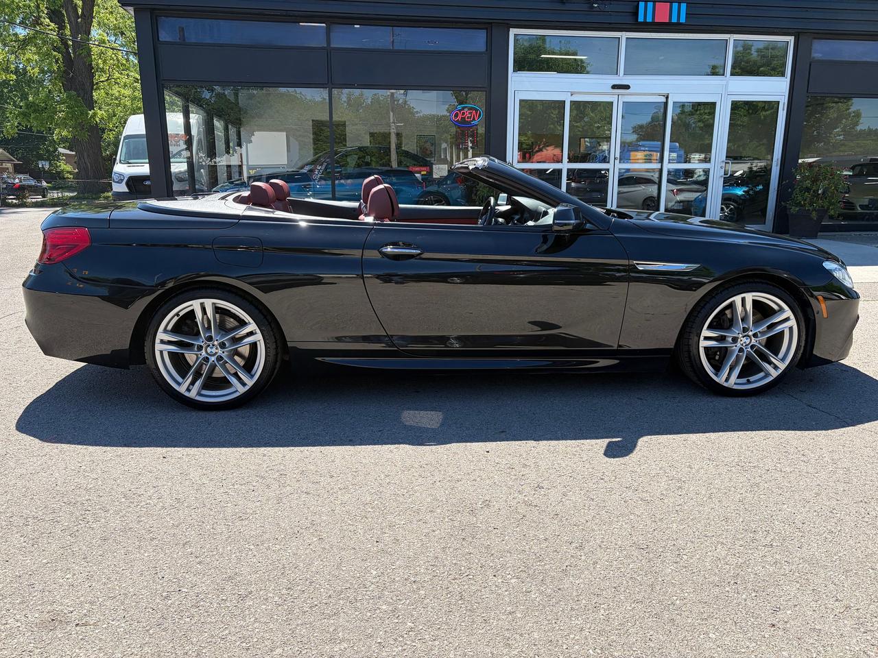 2016 BMW 6 Series 650i xDrive Photo