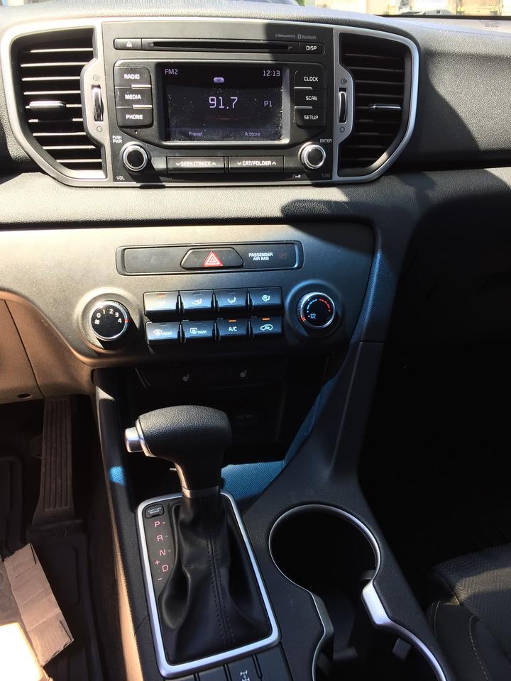 2018 Kia Sportage LX-AWD Great Service History !!! Photo