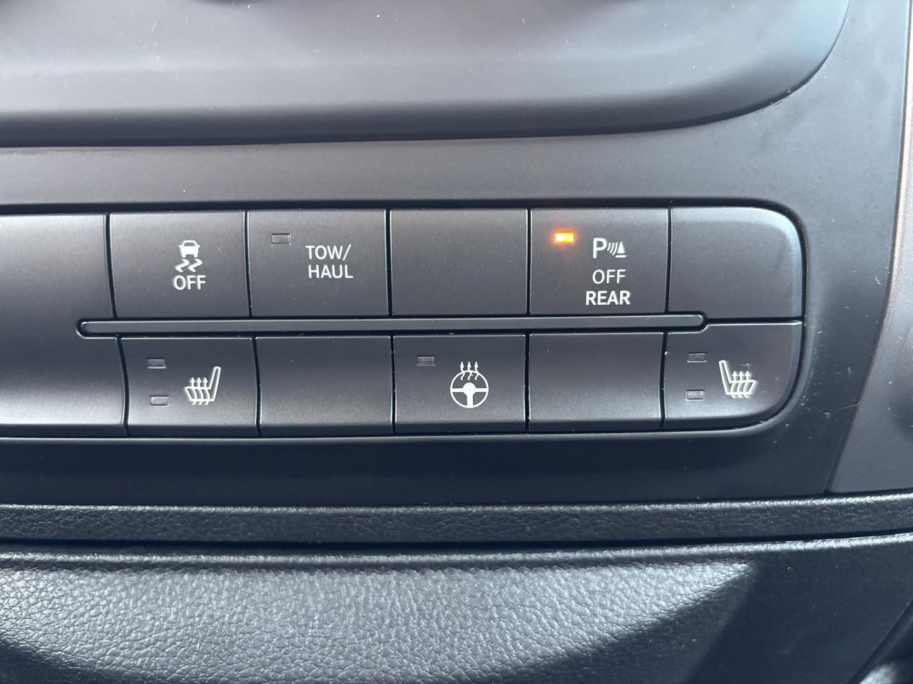 2022 RAM 1500 SLT Photo