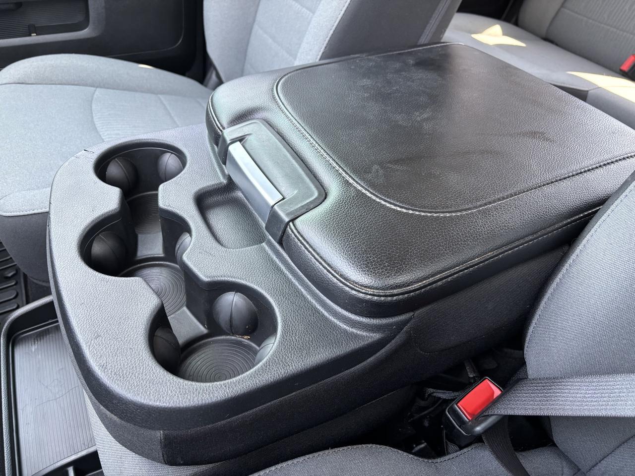 2022 RAM 1500 SLT Photo