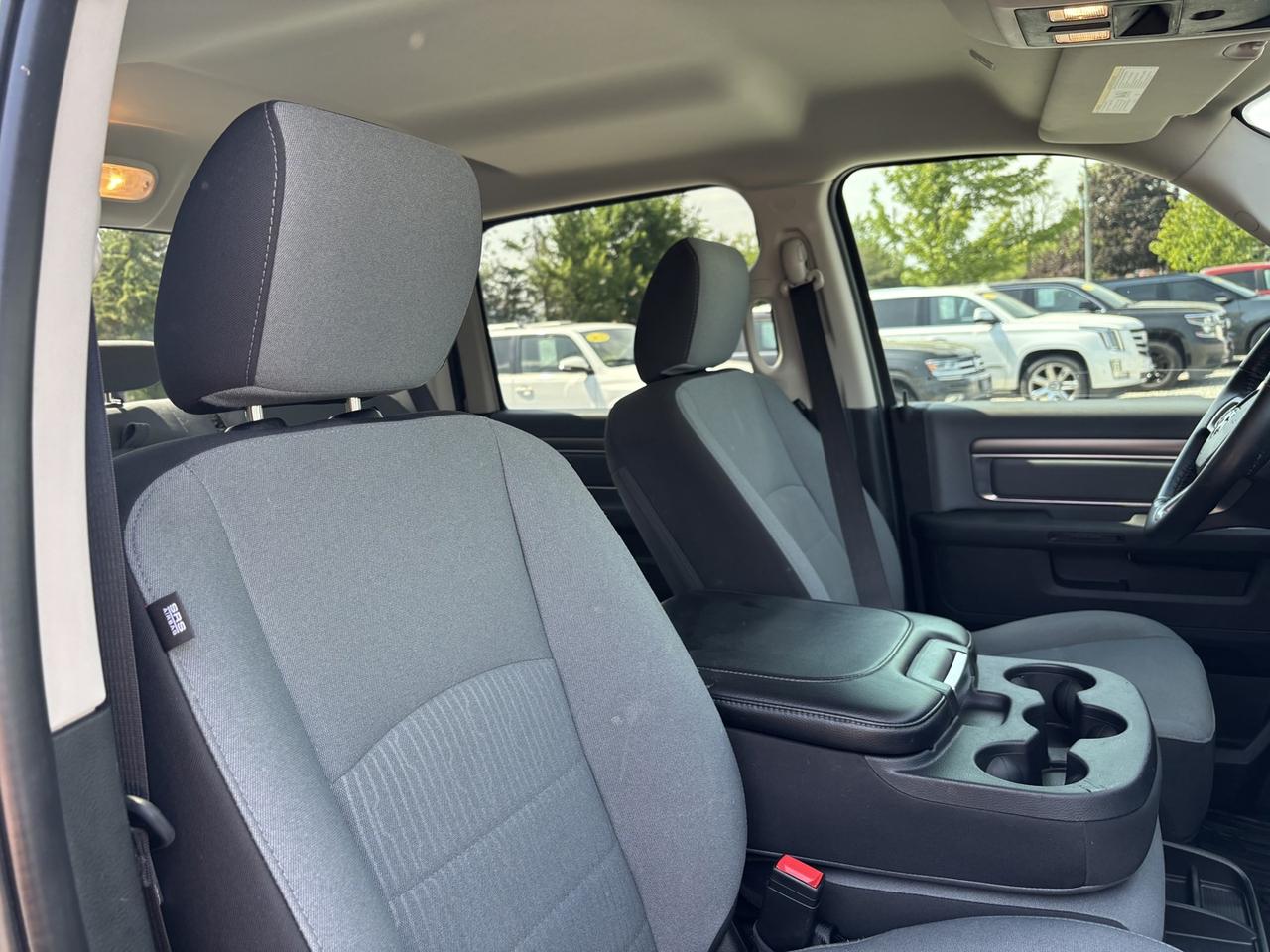 2022 RAM 1500 SLT Photo